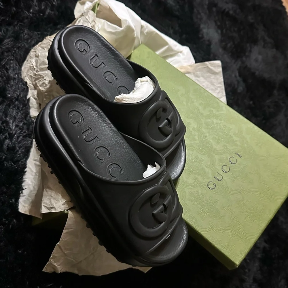 Gucci Interlocking G Logo Black Platform Slides